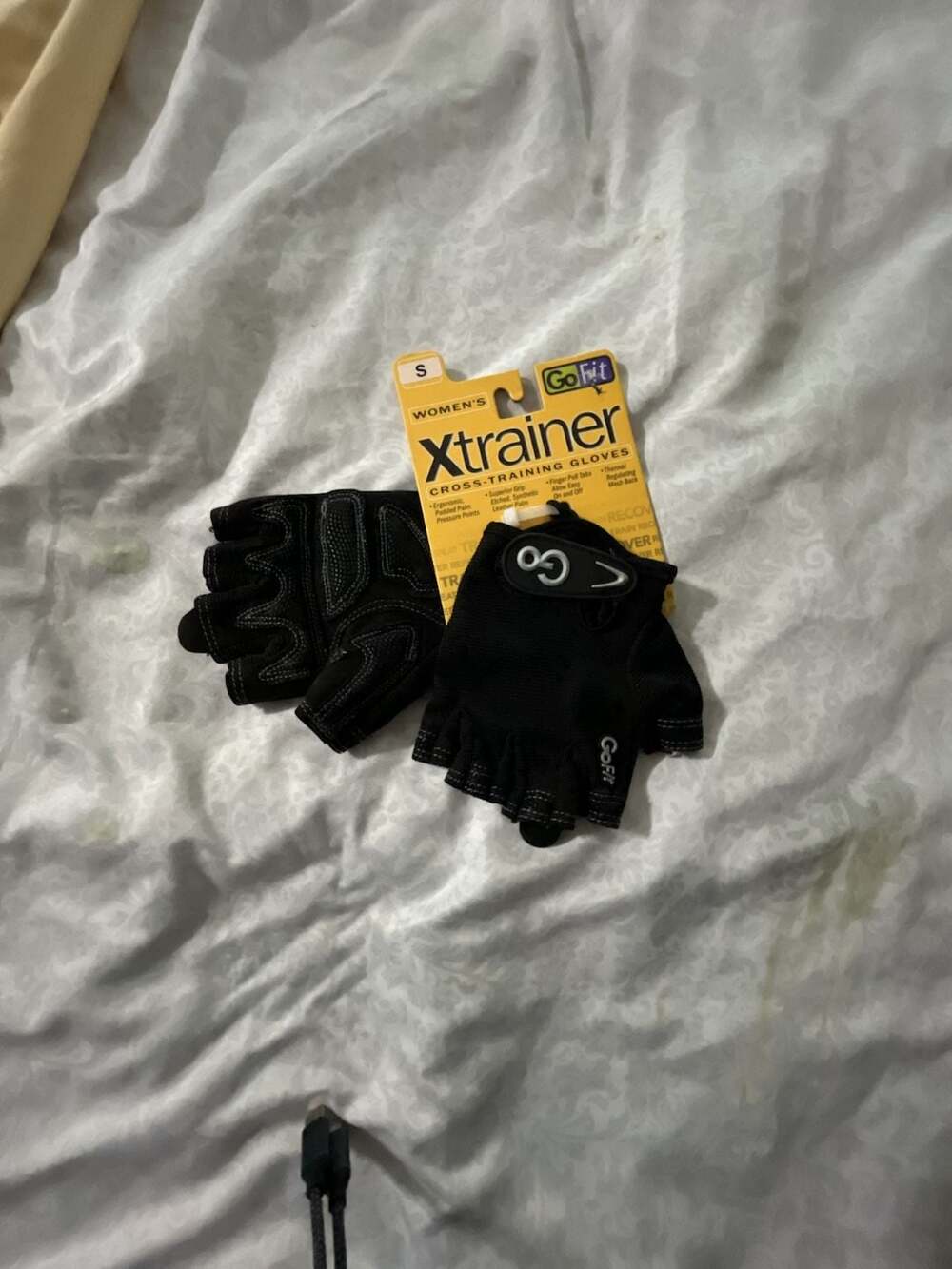 GoFit Women's Xtrainer Cross-Training Gloves, Size Small